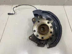 Кулак поворотный передний левый Renault Fluence