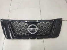 Решетка радиатора Nissan Pathfinder R52