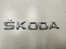 Эмблема на дверь багажника Skoda Kodiaq