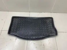 Коврик багажника Suzuki Swift 3