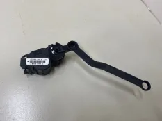 Моторчик заслонки отопителя Renault Sandero