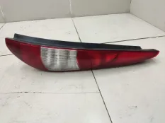 Фонарь задний правый Ford Mondeo 3 BWY УНИВЕРСАЛ