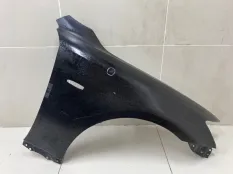 Крыло переднее правое Lexus IS350