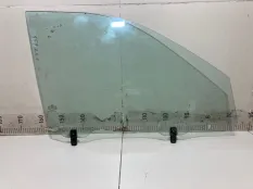 Стекло двери переднее правое KIA Sportage 2 KM