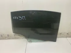 Стекло двери заднее правое Mazda 3 BK Z6VE 1.6