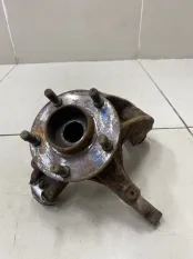 Кулак поворотный передний левый Ford Focus 2 СЕДАН