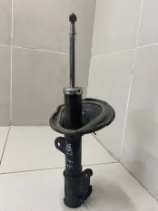 Амортизатор передний левый Hyundai Santa Fe 2 CM