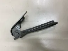 Петля капота правая Audi A3 8L1 ХЭТЧБЕК (3ДВ) AEH