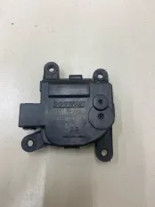 Моторчик заслонки отопителя Hyundai Solaris 1 RB