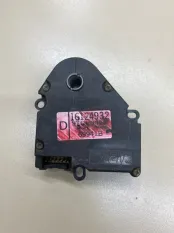 Моторчик заслонки отопителя Chevrolet Lumina APV