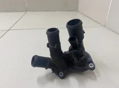 Корпус термостата Ford Focus 2 СЕДАН HXDA 2005