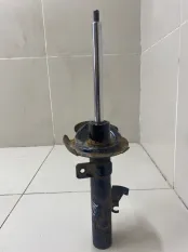 Амортизатор передний левый Ford Focus 2 СЕДАН ASDA