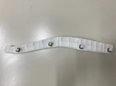 Кронштейн бампера задний правый Mitsubishi Pajero