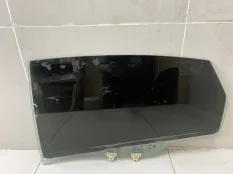 Стекло двери заднее левое Nissan Teana J31 QR20DE