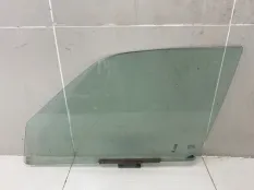 Стекло двери переднее левое Volvo 460 B20F