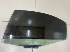 Стекло двери заднее левое ГАЗ Волга Сайбер EDZ