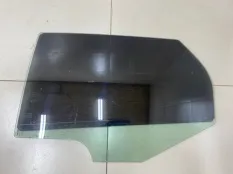 Стекло двери заднее левое Лада Веста