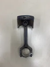 Поршень с шатуном Mitsubishi Lancer 10 CY2A СЕДАН