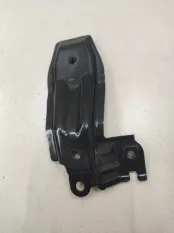 Кронштейн бампера задний правый Toyota Land