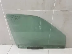 Стекло двери переднее правое Ford Escort 6 1.8