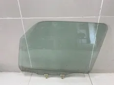 Стекло двери переднее левое Suzuki Wagon R Plus