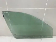 Стекло двери переднее правое Renault Megane 1 BA