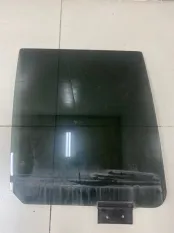 Стекло двери заднее правое Ford Explorer 4 U251