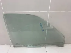 Стекло двери переднее правое Kia Sportage 1 JA