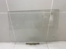 Стекло двери заднее левое УАЗ Патриот