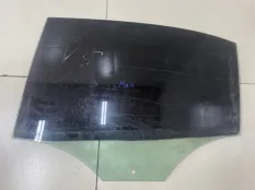 Стекло двери заднее левое Volkswagen Jetta 6