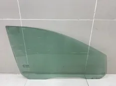 Стекло двери переднее правое Ford Focus 2 ХЭТЧБЕК