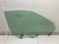 Стекло двери переднее правое Mitsubishi Diamante 2