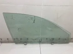Стекло двери переднее правое Geely MK MR479QA 2012