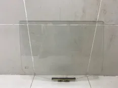 Стекло двери заднее правое УАЗ Патриот