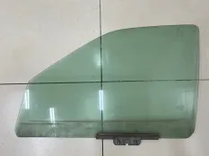 Стекло двери переднее левое Ford Escort 6 1.8 1997