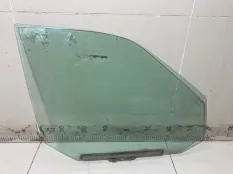 Стекло двери переднее правое Лада Приора 2008