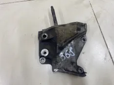 Кронштейн двигателя передний Ford Escape 1 2.0