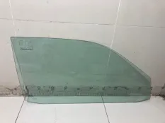 Стекло двери переднее правое Seat Ibiza 2