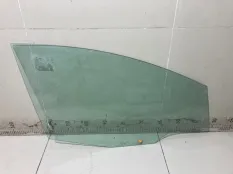 Стекло двери переднее правое Ford Fiesta 6