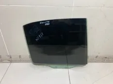 Стекло двери заднее правое Mitsubishi Galant 8