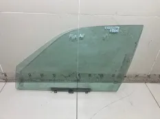 Стекло двери переднее левое Volkswagen Passat B3