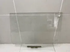 Стекло двери заднее левое УАЗ Патриот