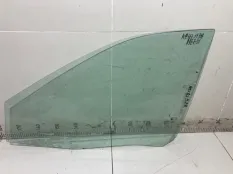 Стекло двери переднее левое SsangYong Kyron DJ