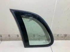 Стекло кузовное глухое заднее левое Opel Corsa B