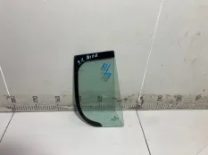 Стекло двери (Форточка) заднее правое Skoda Fabia