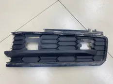 Решетка в бампер передняя правая Skoda Kodiaq