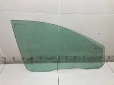 Стекло двери переднее правое Ford Focus 2 СЕДАН