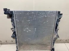 Радиатор охлаждения Mitsubishi Pajero Sport 2