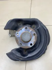 Кулак поворотный задний правый Volkswagen Passat