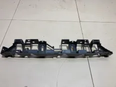 Кронштейн бампера передний Toyota Land Cruiser 300